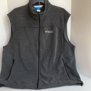Columbia men’s fleece zip front open bottom vest size XL